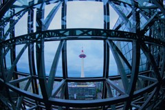 京都タワーをロックオン!!(｀・д『+』