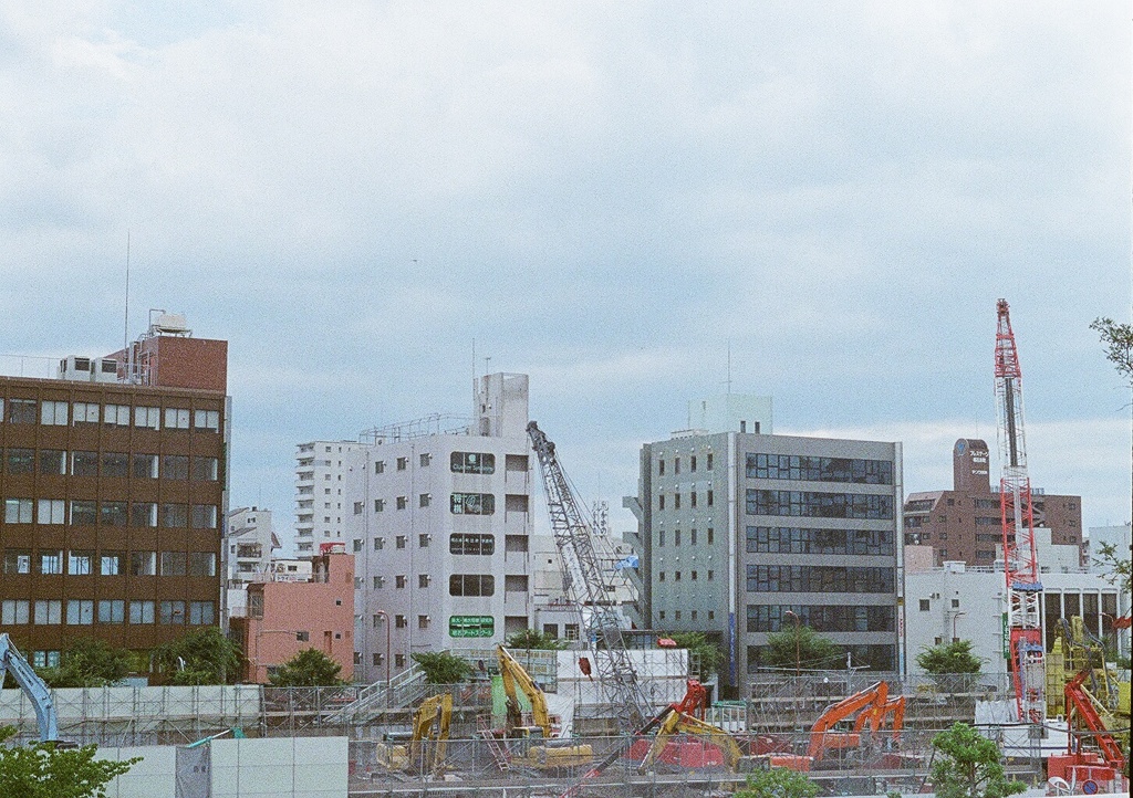 77520027