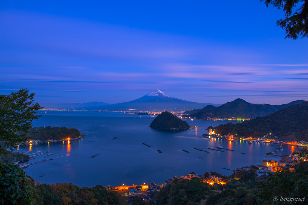 夜明けの富士