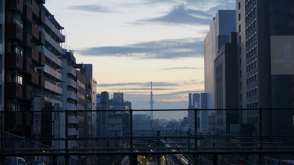 大塚駅の朝