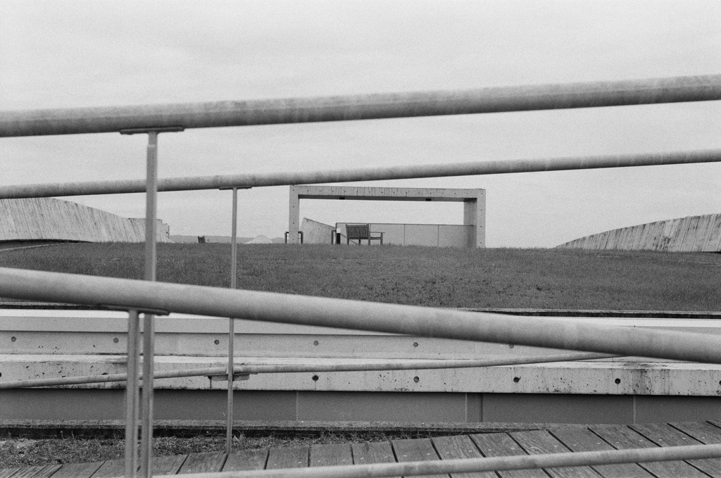 HANDRAILS GAP