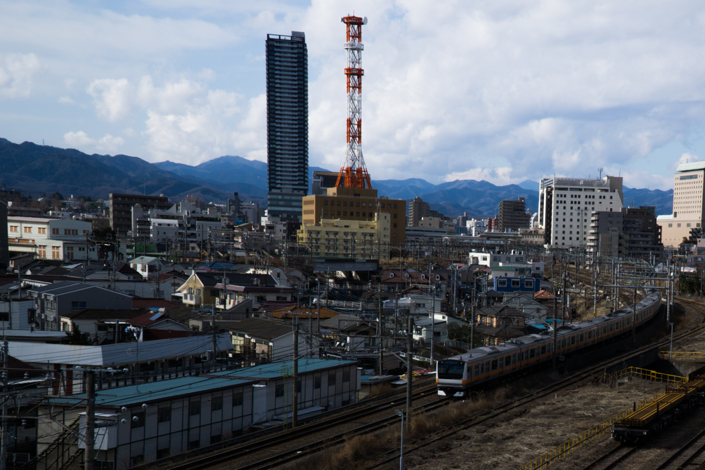 中央線　八王子駅を出発！