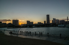 横浜の夕日と富士山