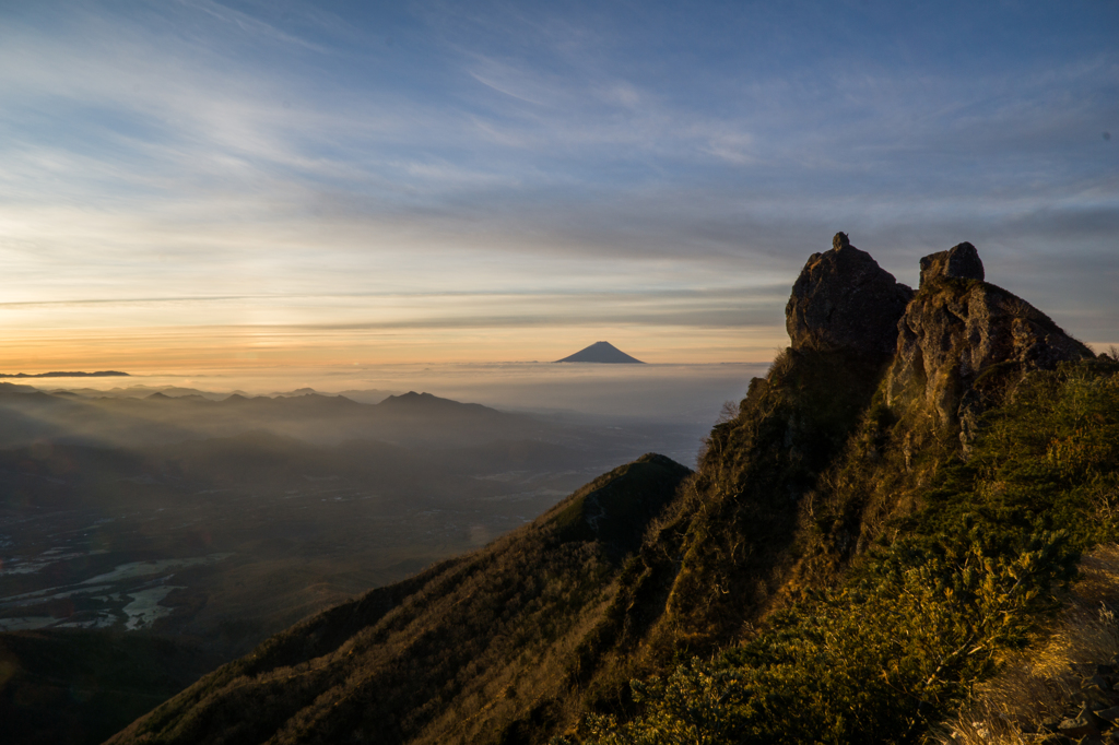 権現岳と富士山