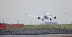 羽田は強風でした＞＜。
