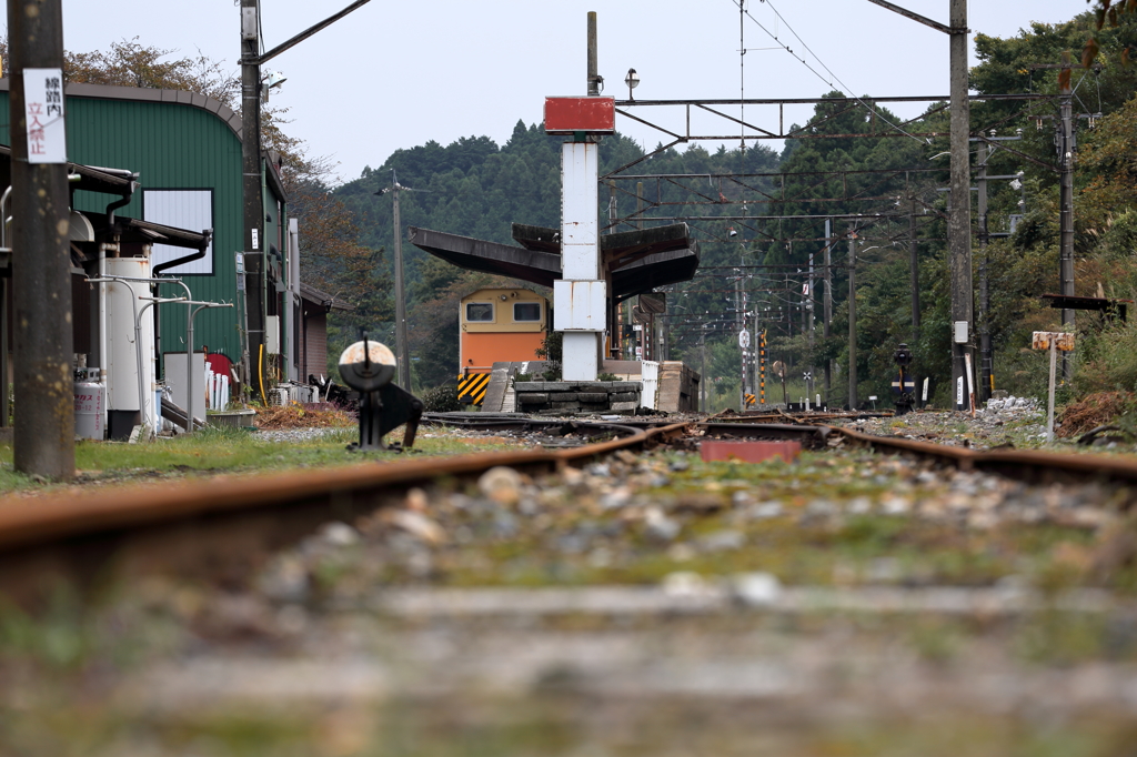 終着駅（西荻原駅）