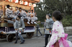 山車が威勢よく