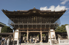 新勝寺表門