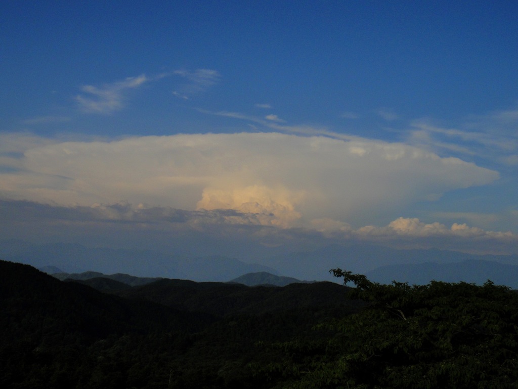 かなとこ雲