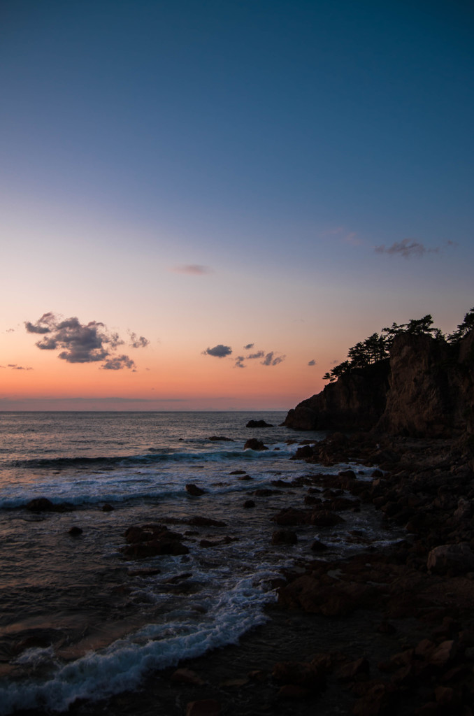 夕暮れの笹川流れ