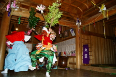 津野山古式神楽～白皇神社　大蛮②