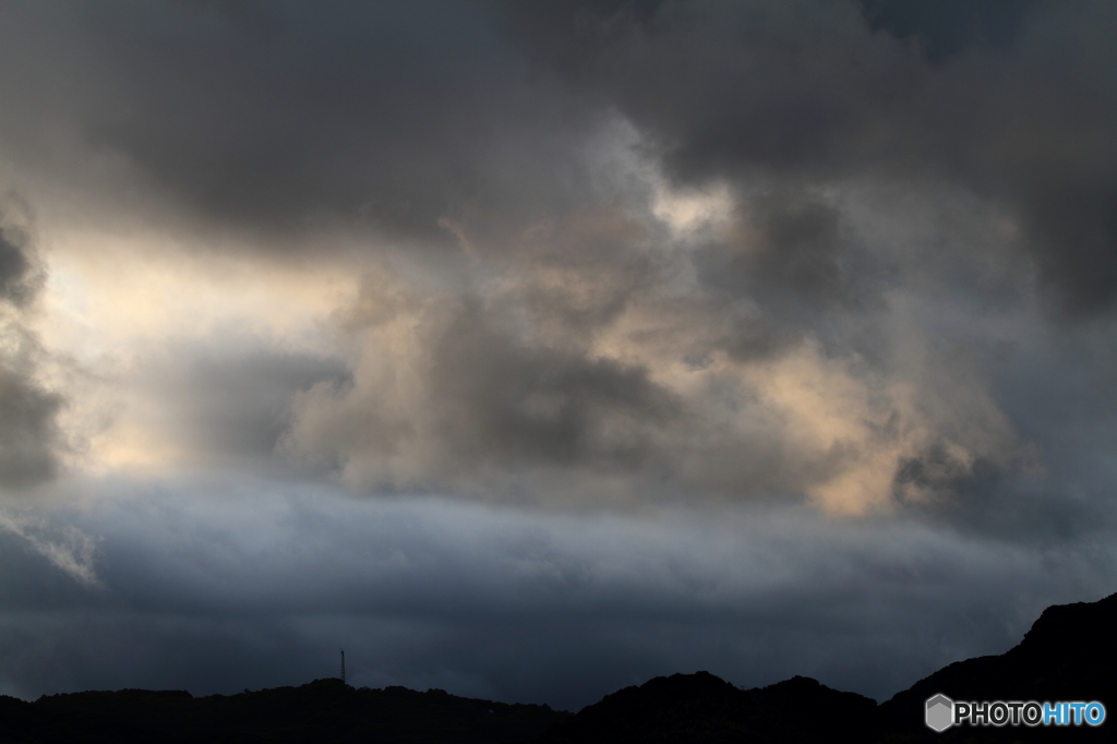 暗雲