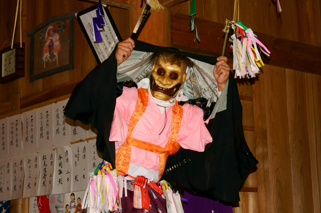 津野山古式神楽～白皇神社　山探し①