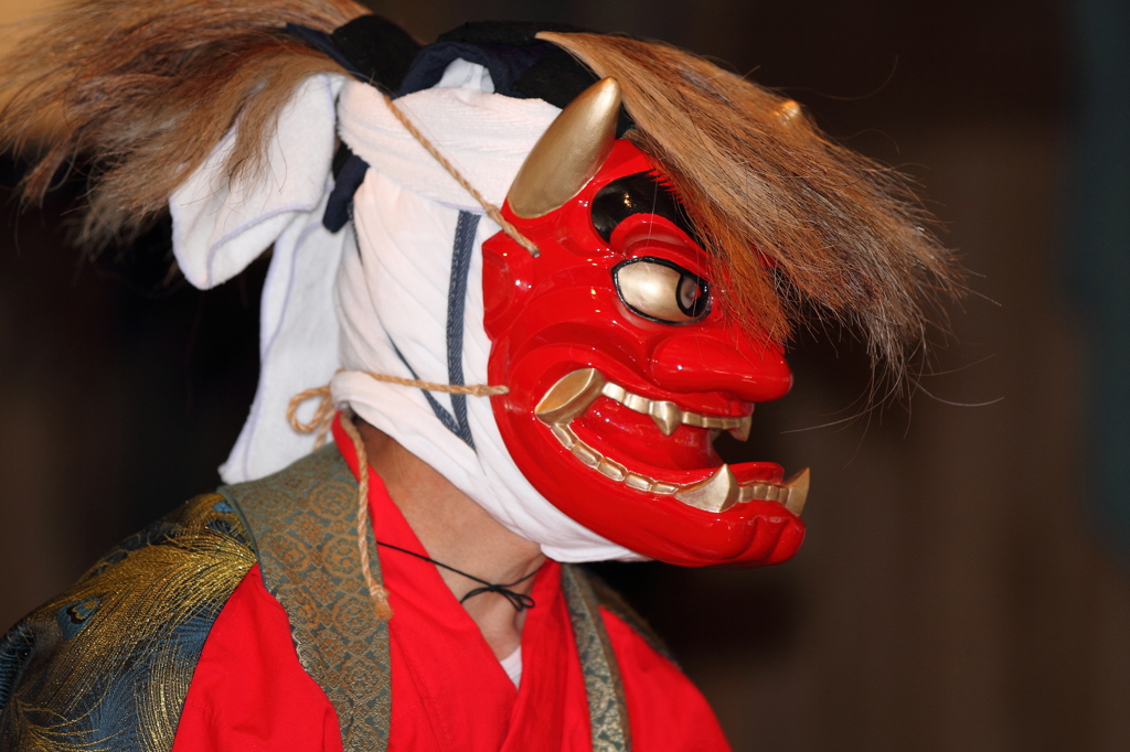 津野山古式神楽～諏訪神社　大蛮①