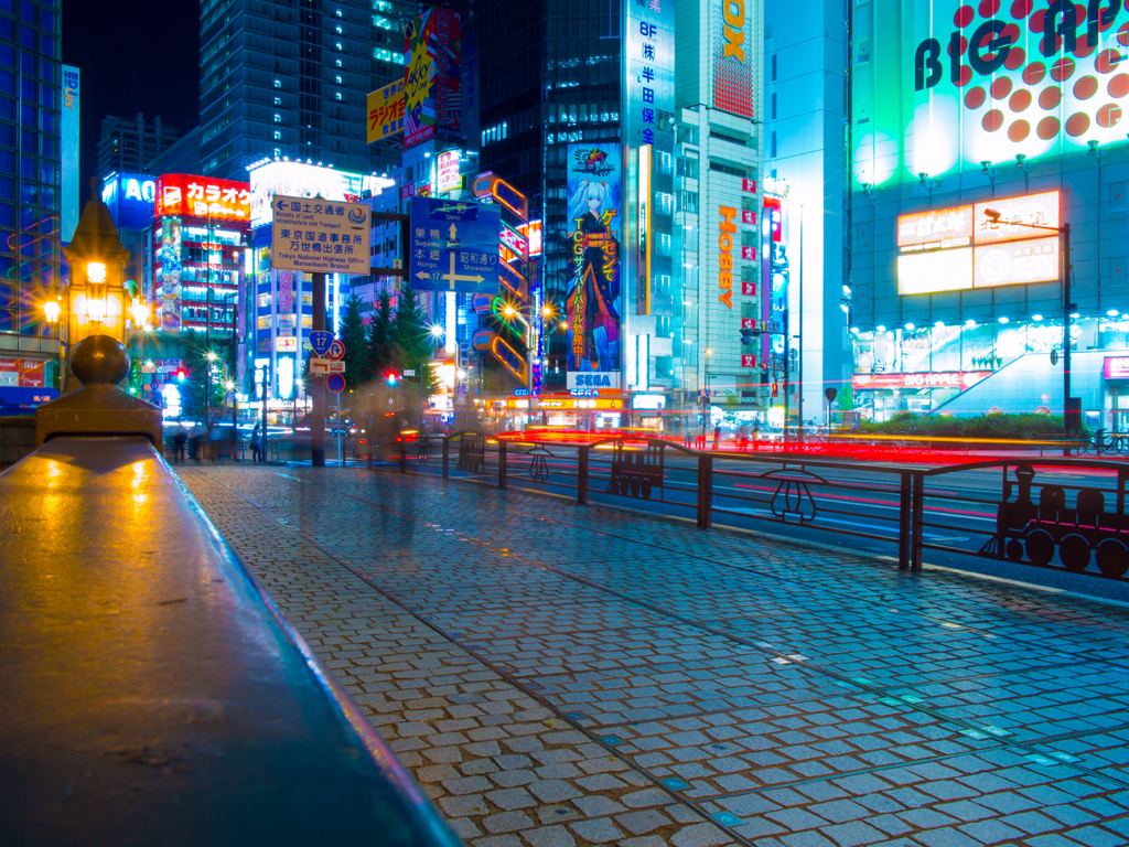秋葉原