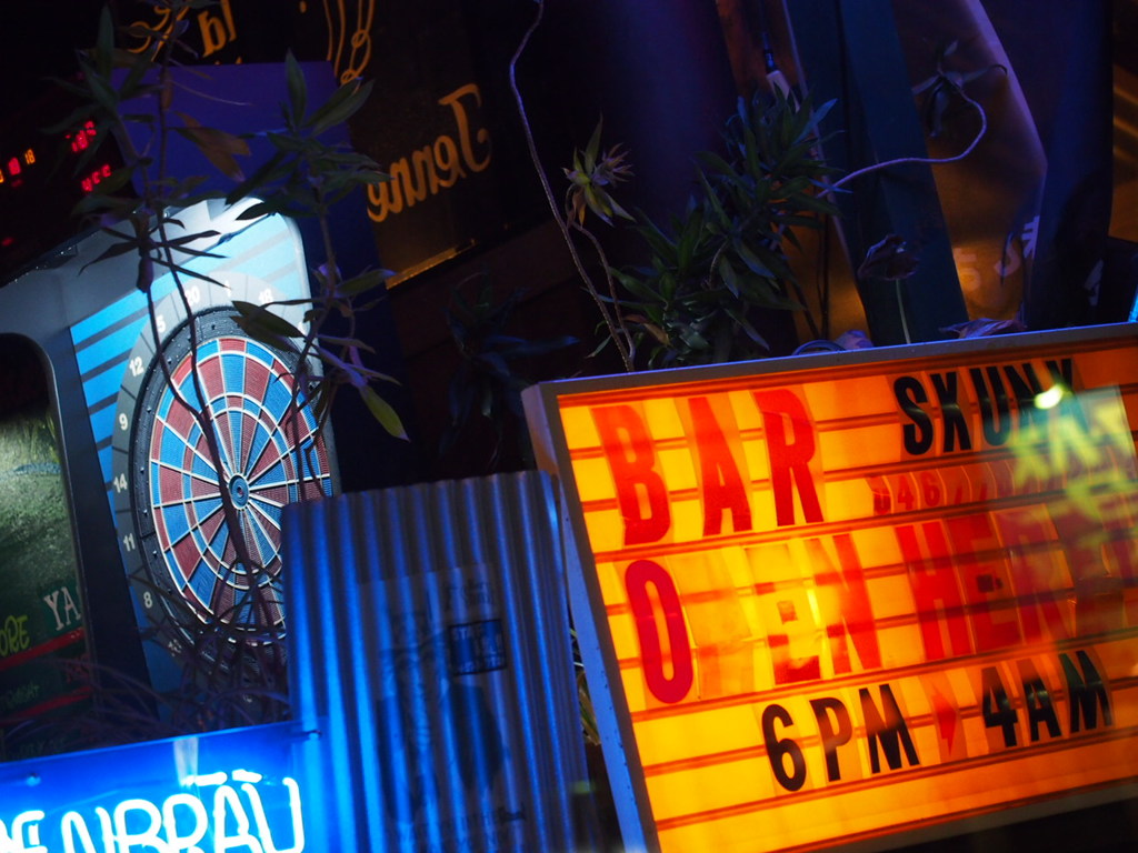 Bar