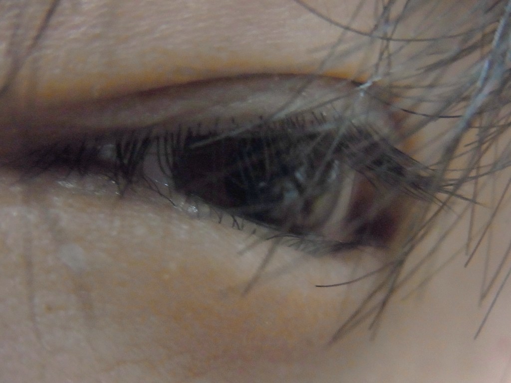 ＥＹＥ