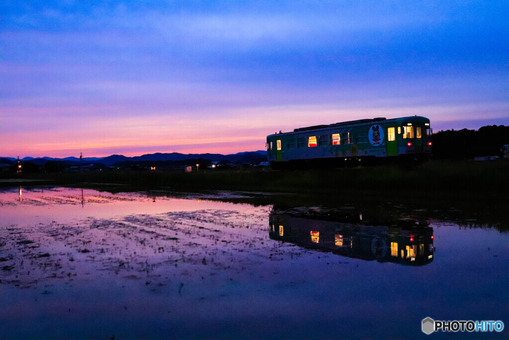 夕暮れの北条鉄道