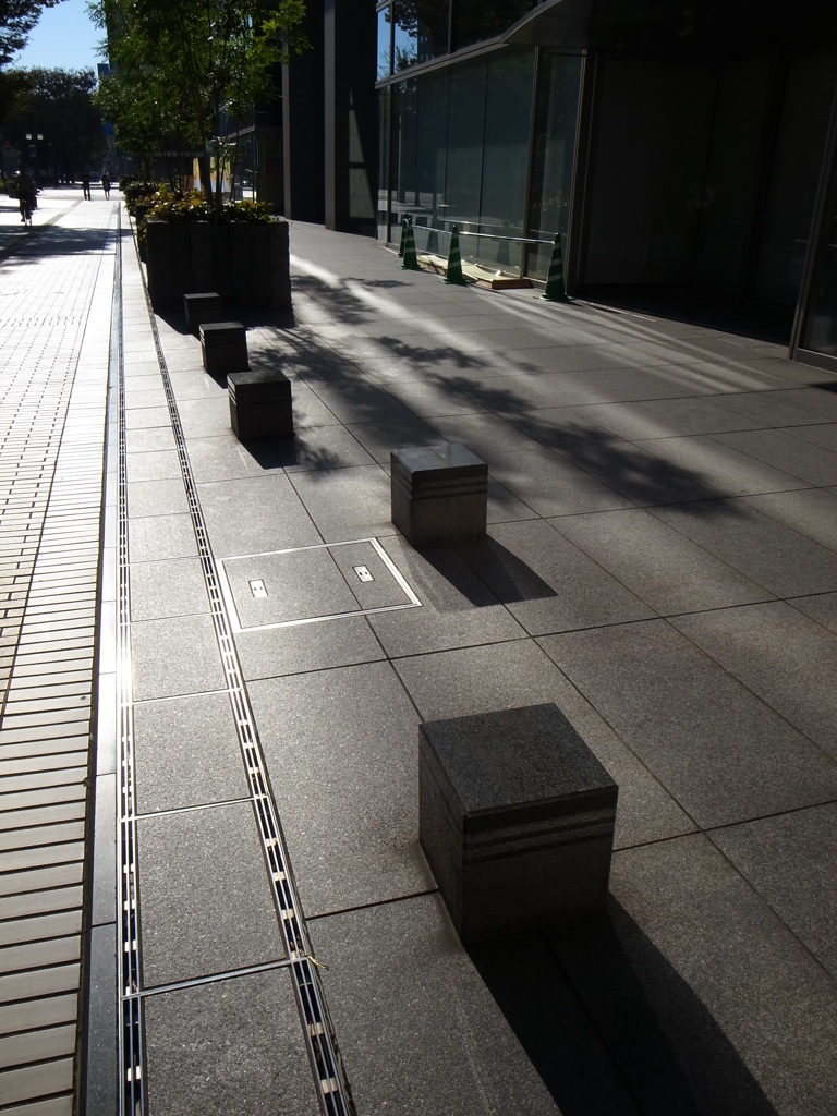 車止め、ずれてるね