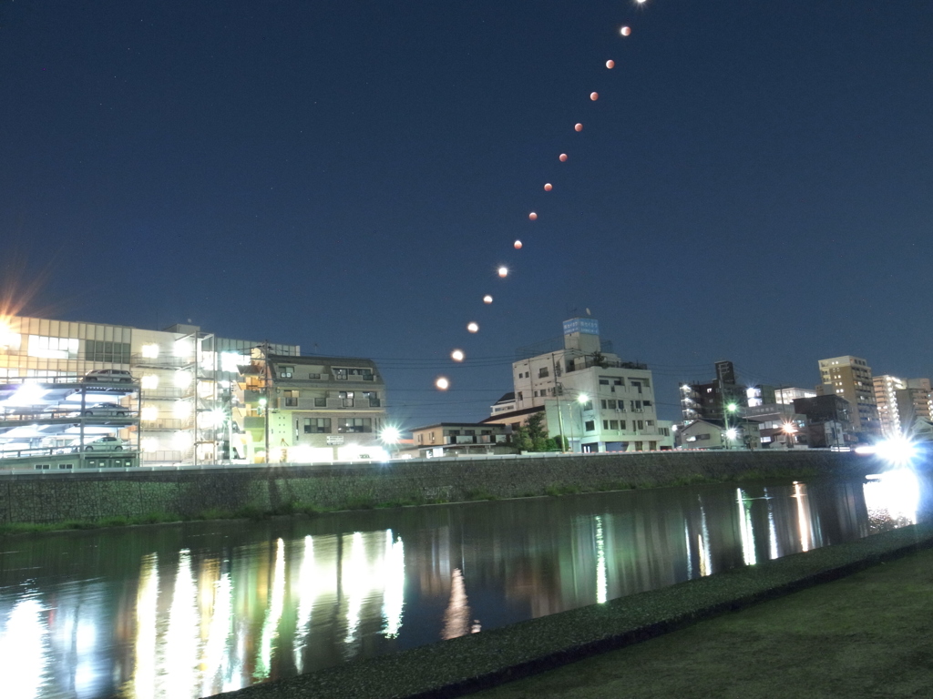 2014/10/08月食　インターバル合成