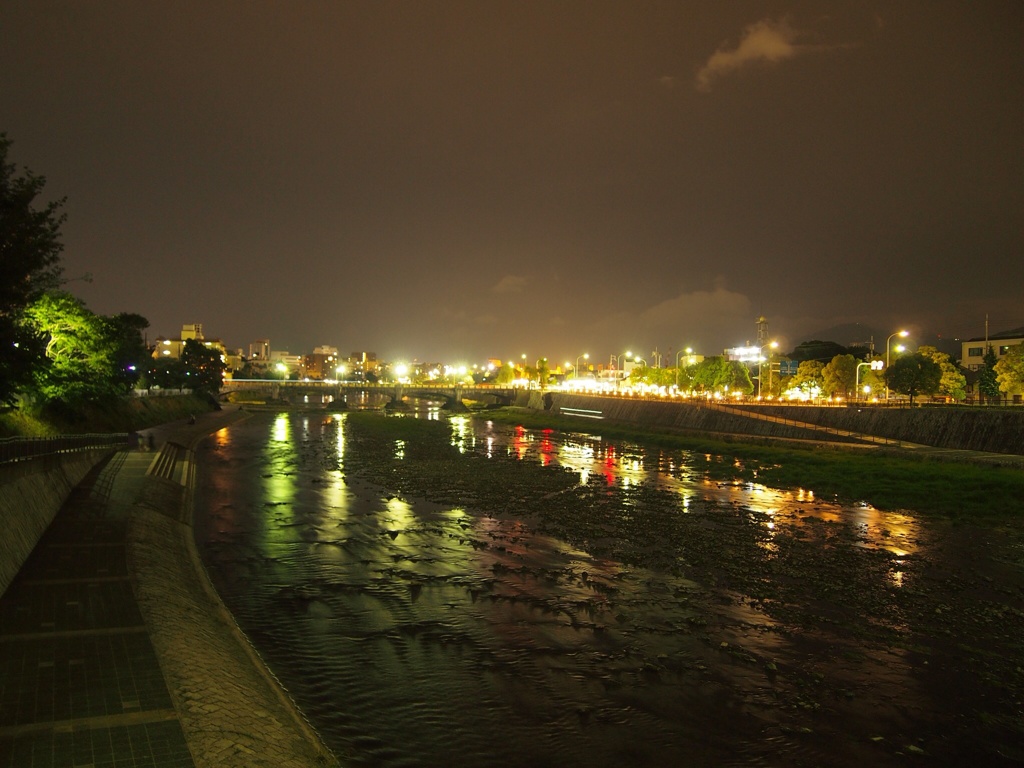 鴨川と夜景