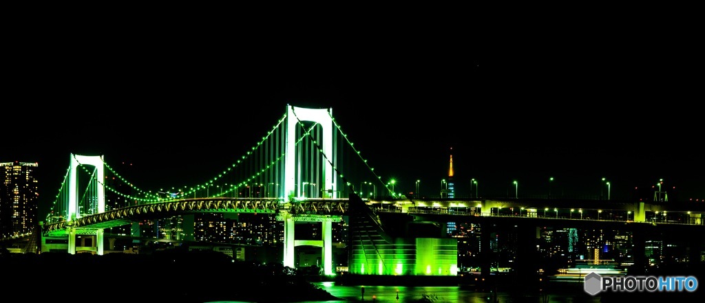 レインボーブリッジなど夜景