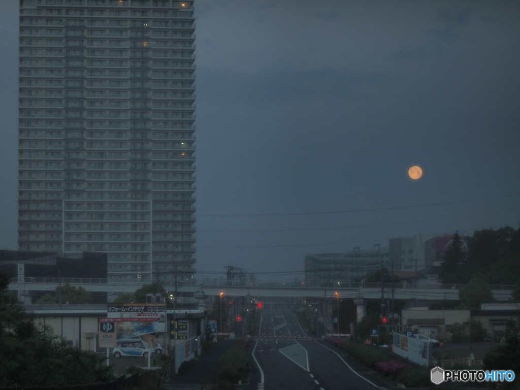 朝、通勤途中で