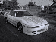 車も古いがカメラも古い