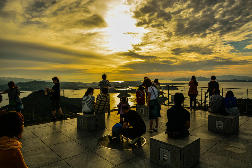 亀老山の夕暮れ