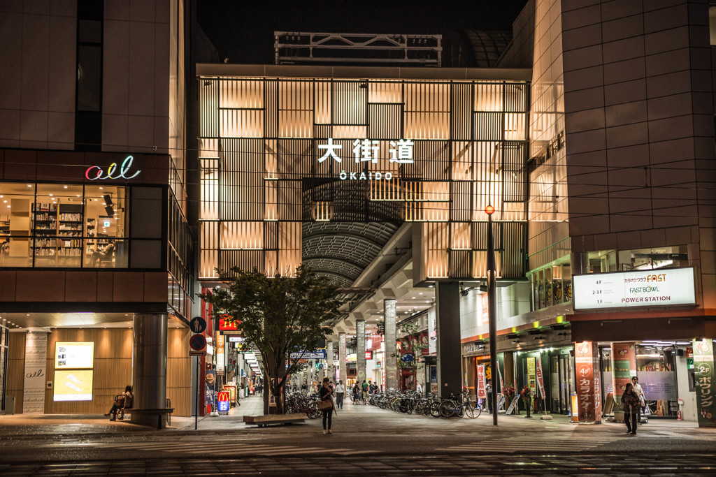 雨の松山市内2