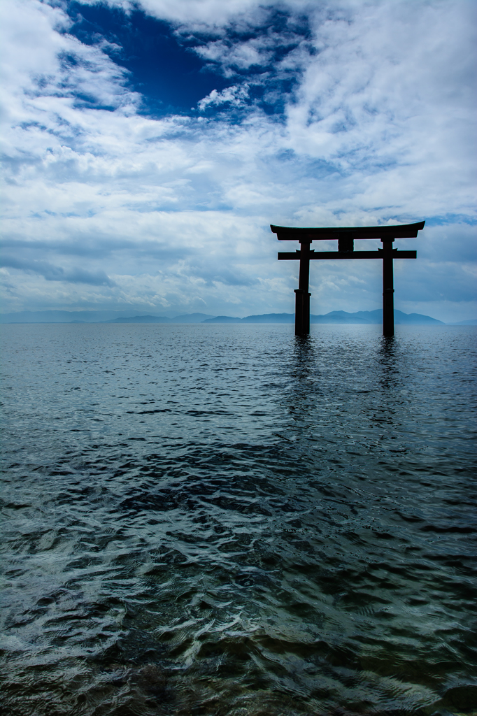 湖上鳥居