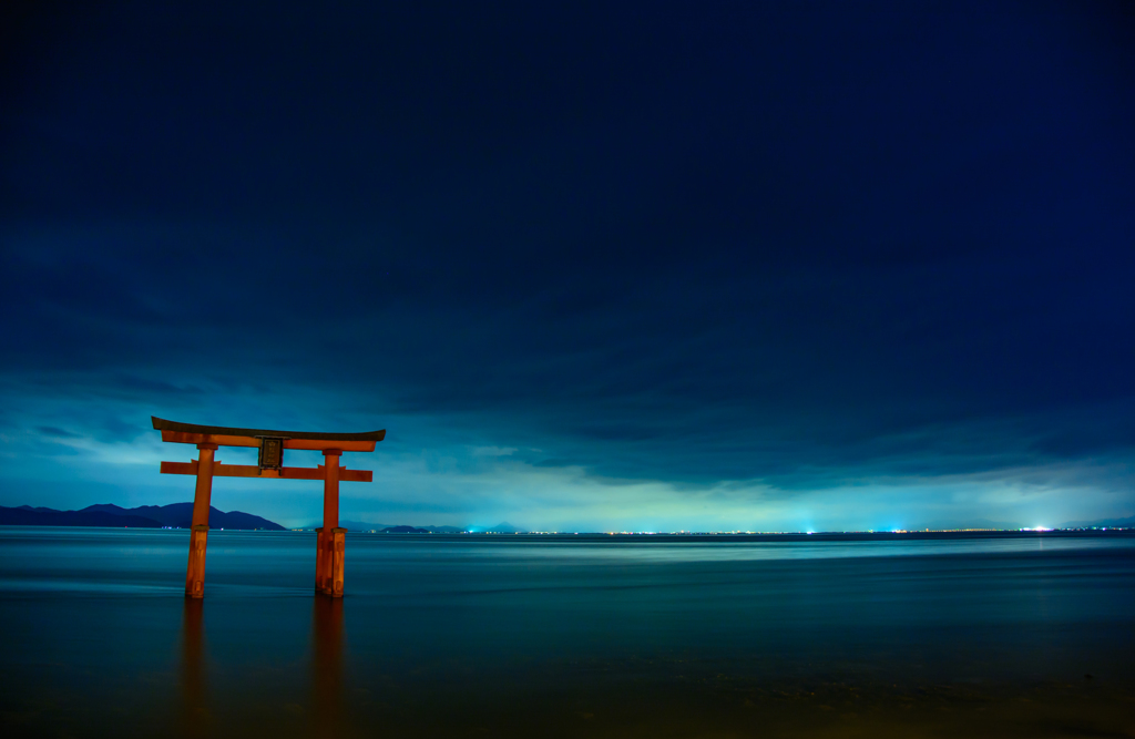 琵琶の海