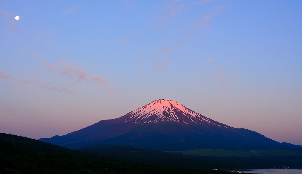 少しだけ赤富士