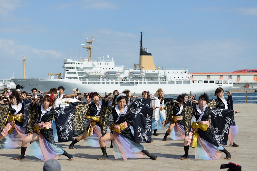 KOBE ALIVE 2013