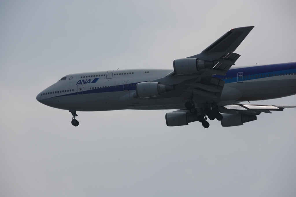 ANA B747