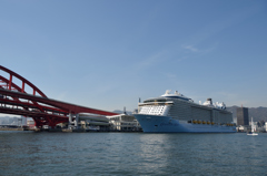 QUANTUM OF THE SEAS@神戸港