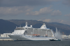 SEVEN SEAS VOYAGER@神戸港