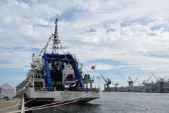 JAMSTEC 深海潜水調査船支援母船「よこすか」@神戸港-1
