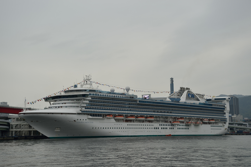 GOLDEN PRINCESS@神戸港