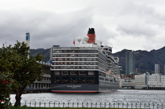 QUEEN ELIZABETH