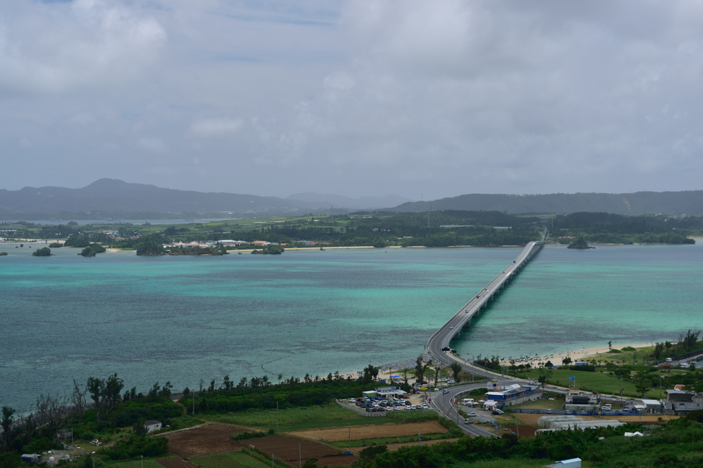 古宇利タワーから望む古宇利大橋