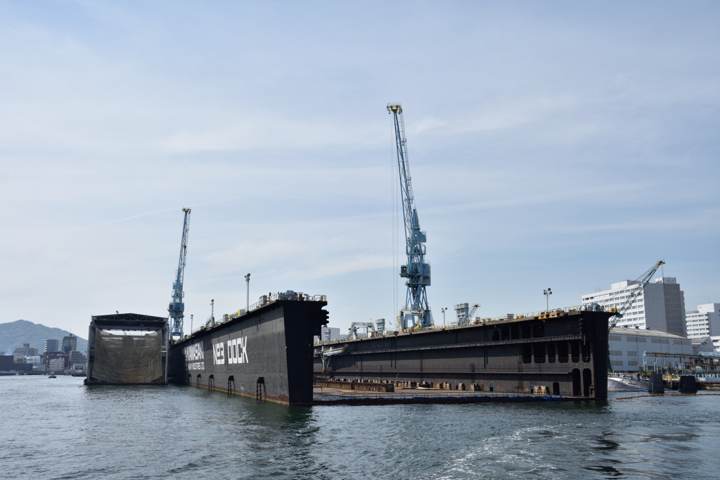 神戸港クルーズ 川重ドック