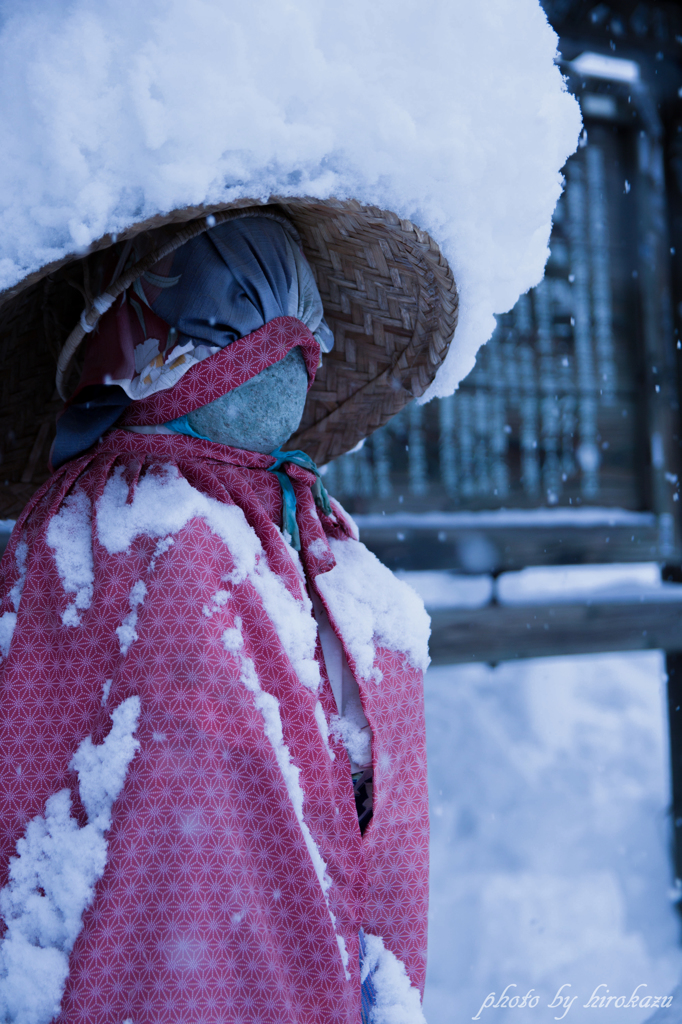 雪に負けず