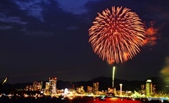 神戸海上花火大会２０１６-港町神戸-