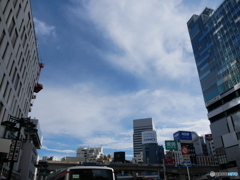 渋谷の空、まだ青空が(*^^)v