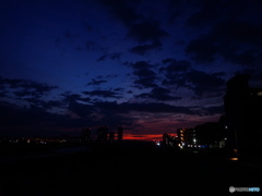 夜明け前