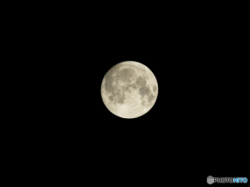 十三夜の後の満月(^_-)-☆