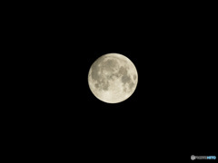 十三夜の後の満月(^_-)-☆