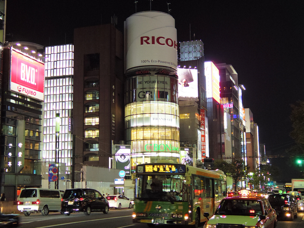 銀座三愛ビル