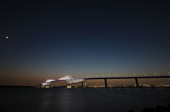 夜のゲートブリッジ